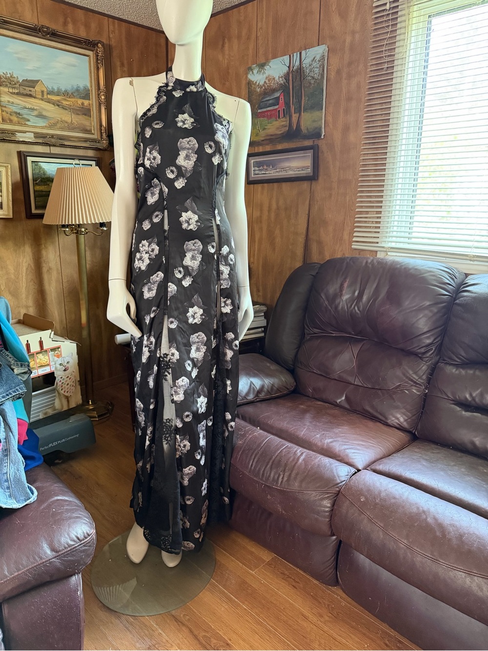 Majorelle Floral Lace Dress